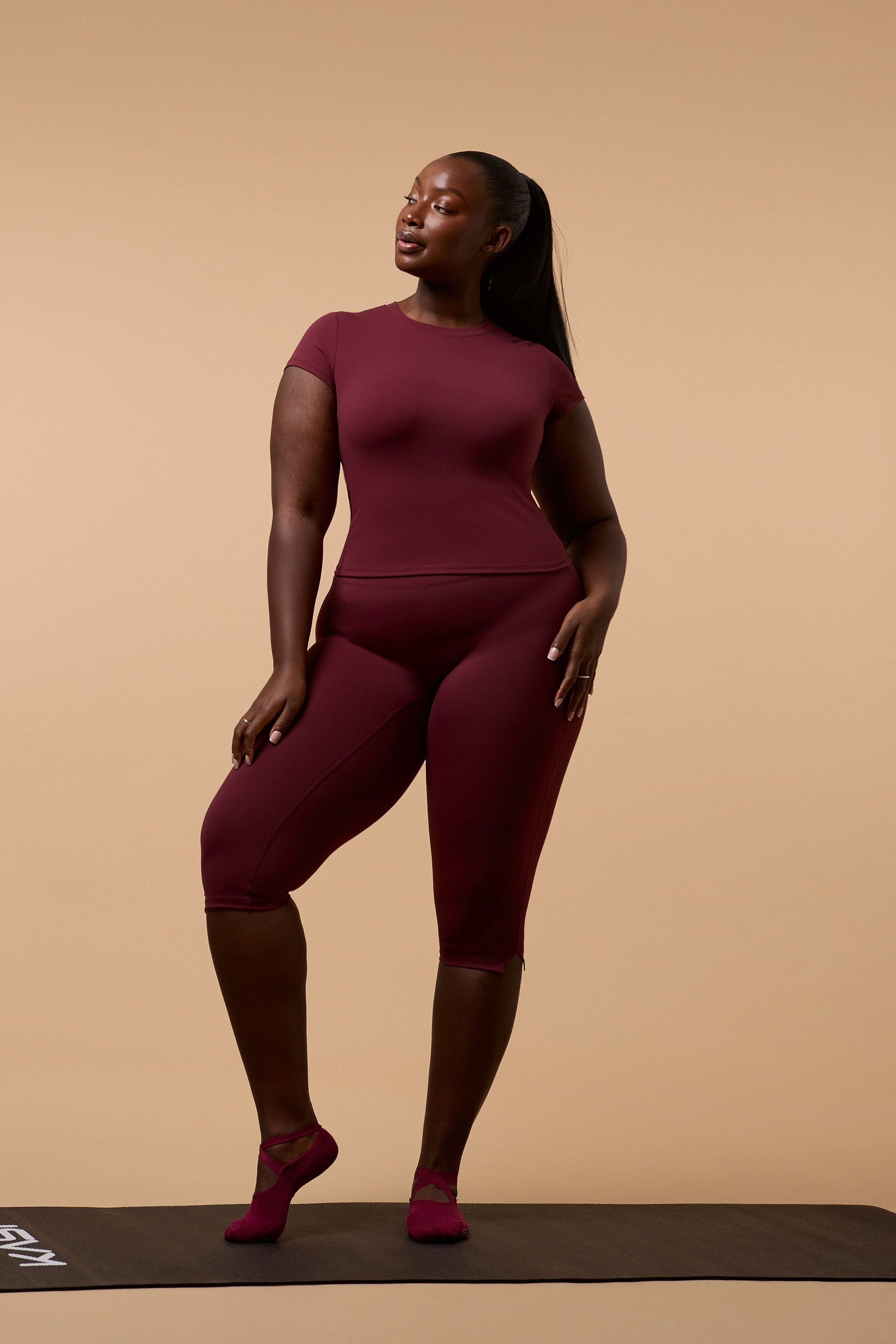Soft Form High Waisted Capri Leggings - KASI Active