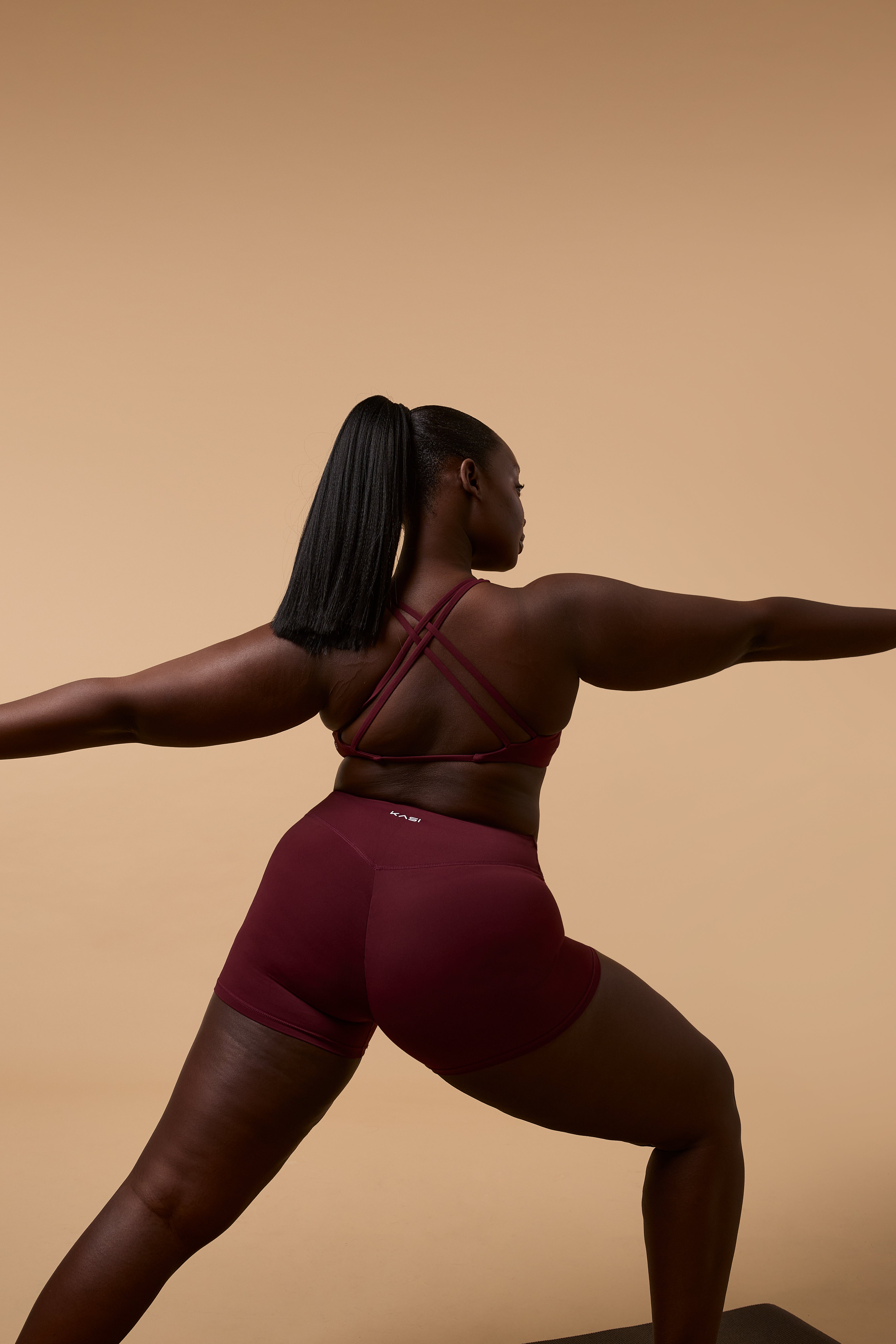 Soft Form Twist Cross Back Bra - KASI Active