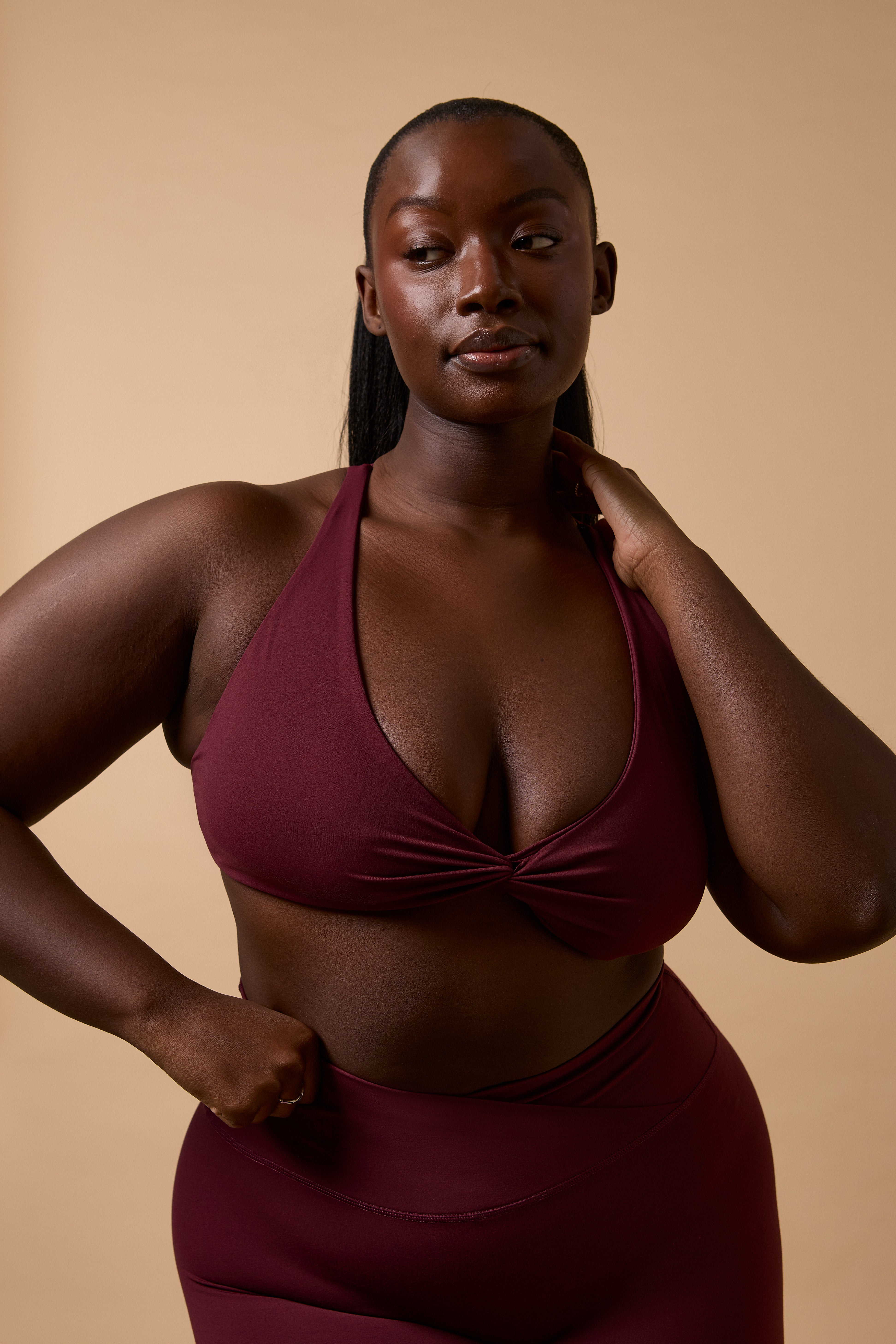 Soft Form Twist Cross Back Bra - KASI Active