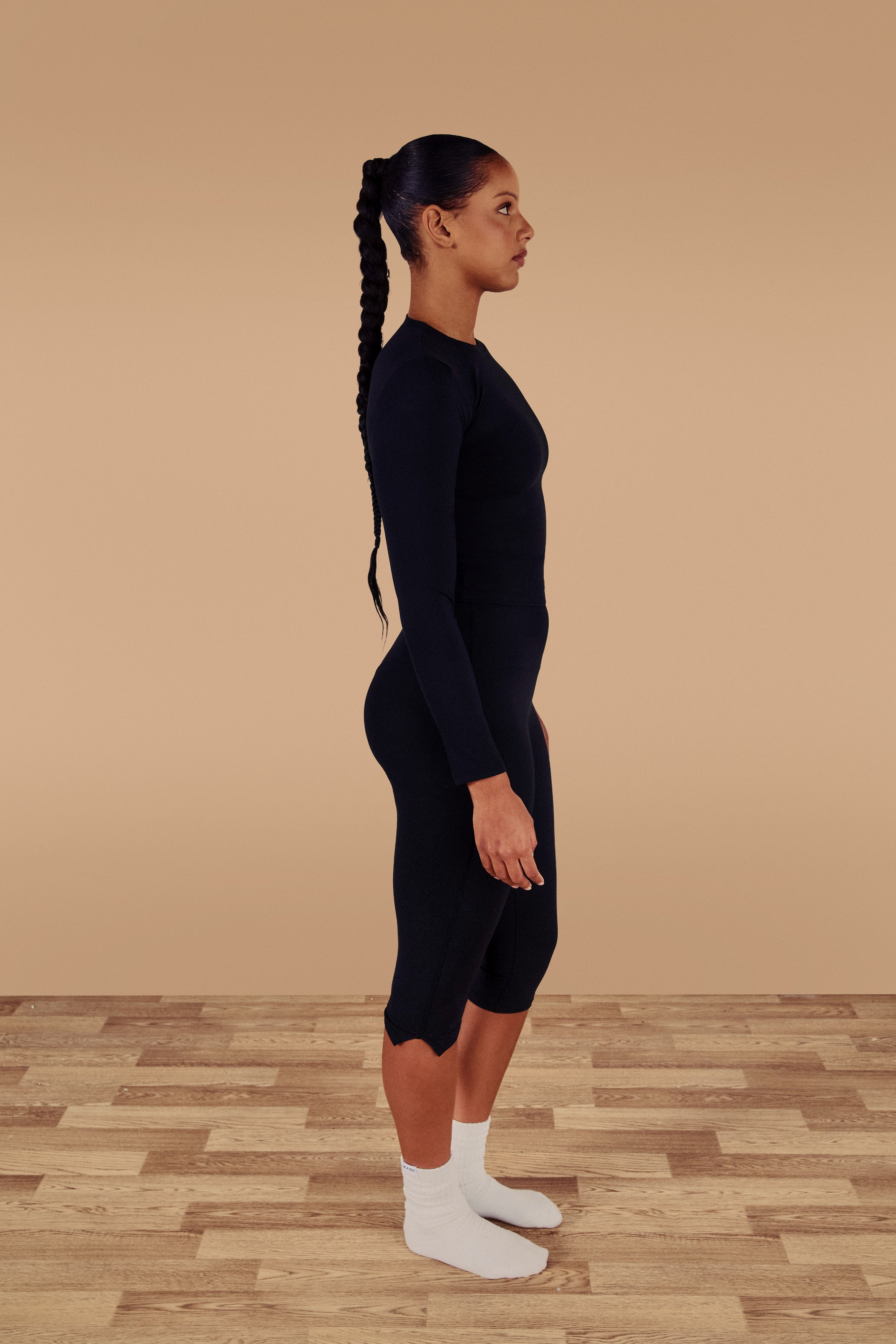 Soft Form High Waisted Capri Leggings - KASI Active