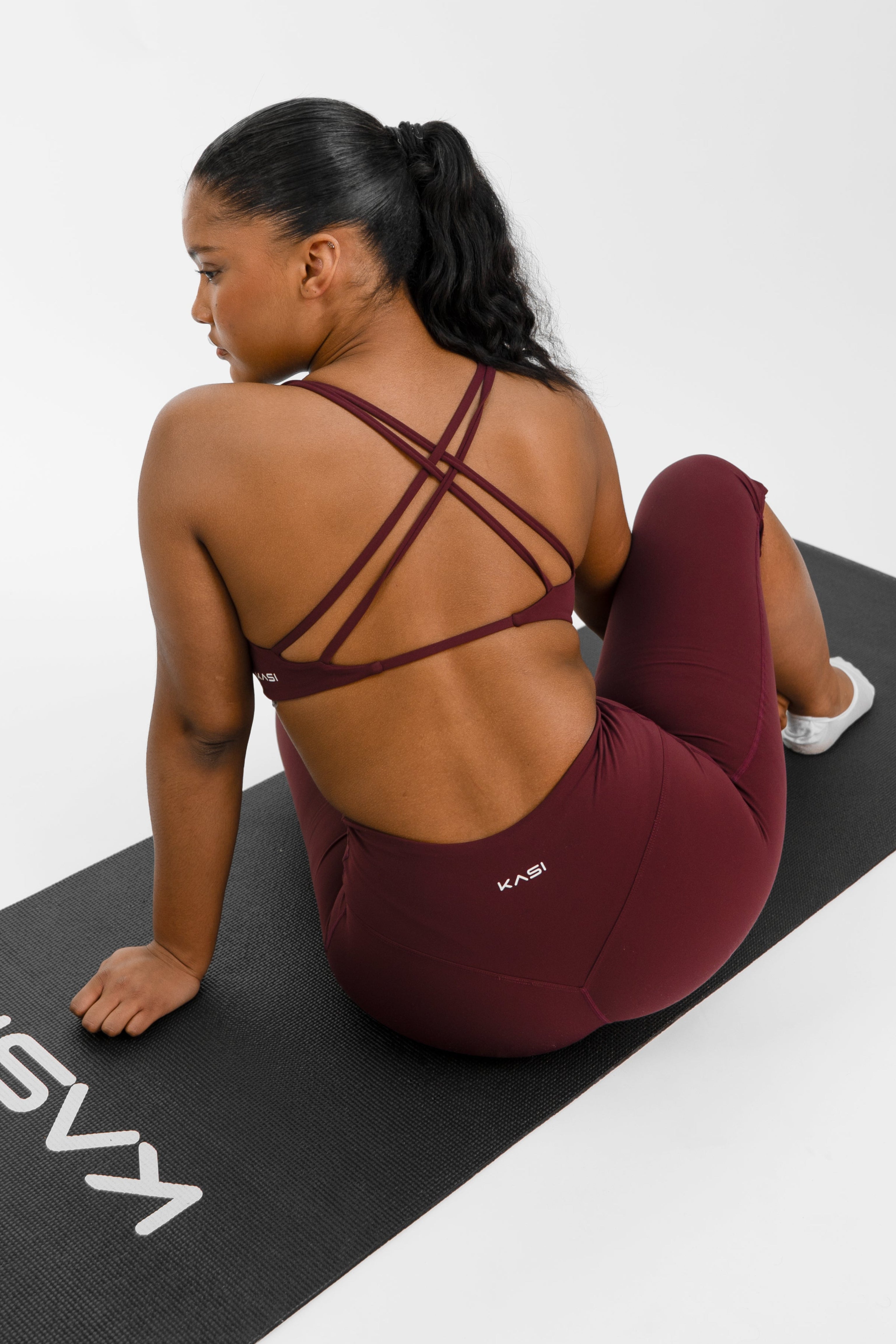 Soft Form High Waisted Capri Leggings - KASI Active